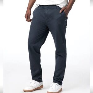 Vuori Men’s Navy All Ways Chino NWT
